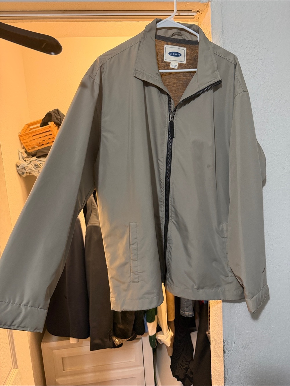Old Navy Men's Light Gray Full-Zip Windbreaker